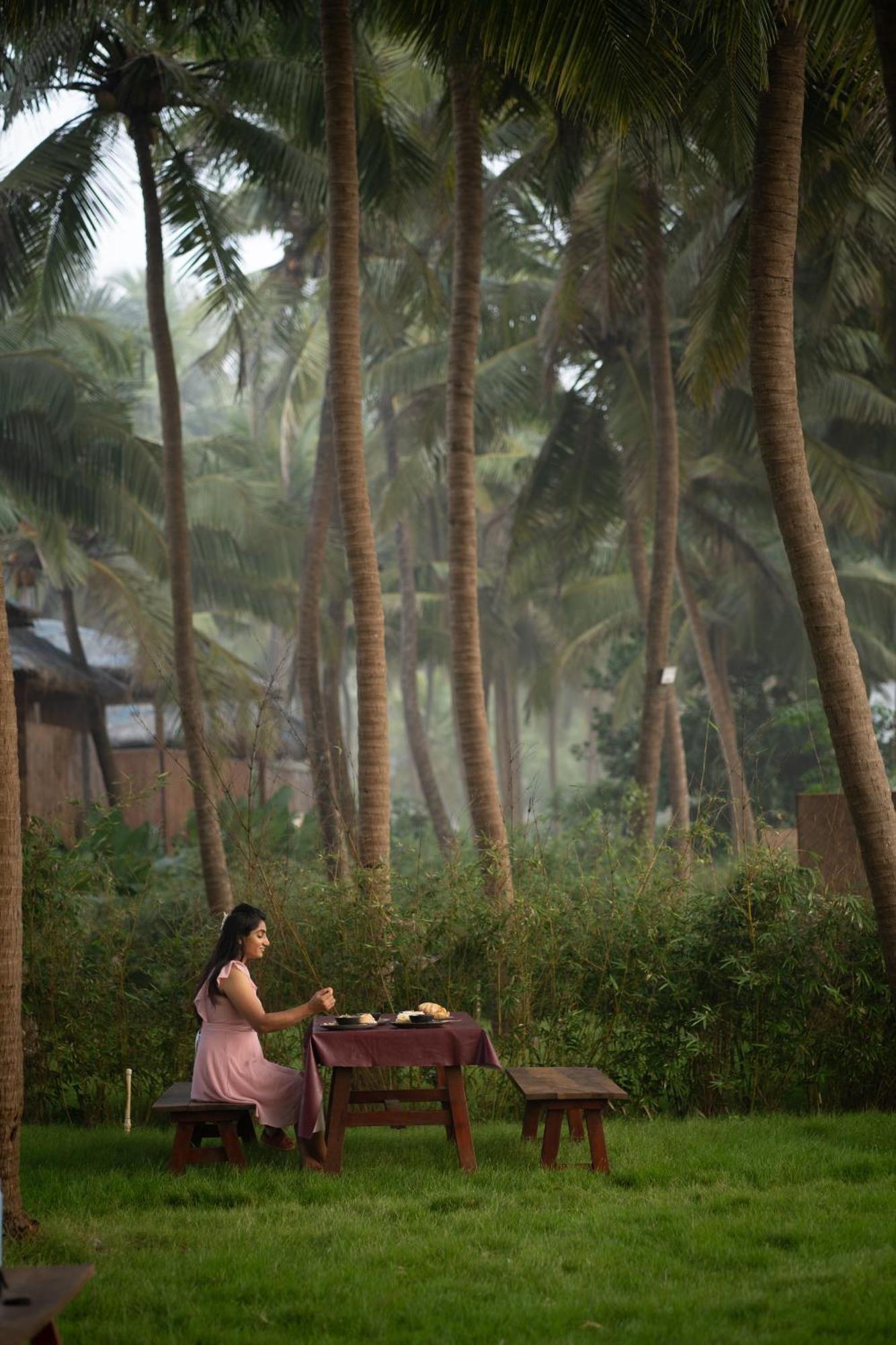 Kurma A Private Beach Kumta Exterior photo