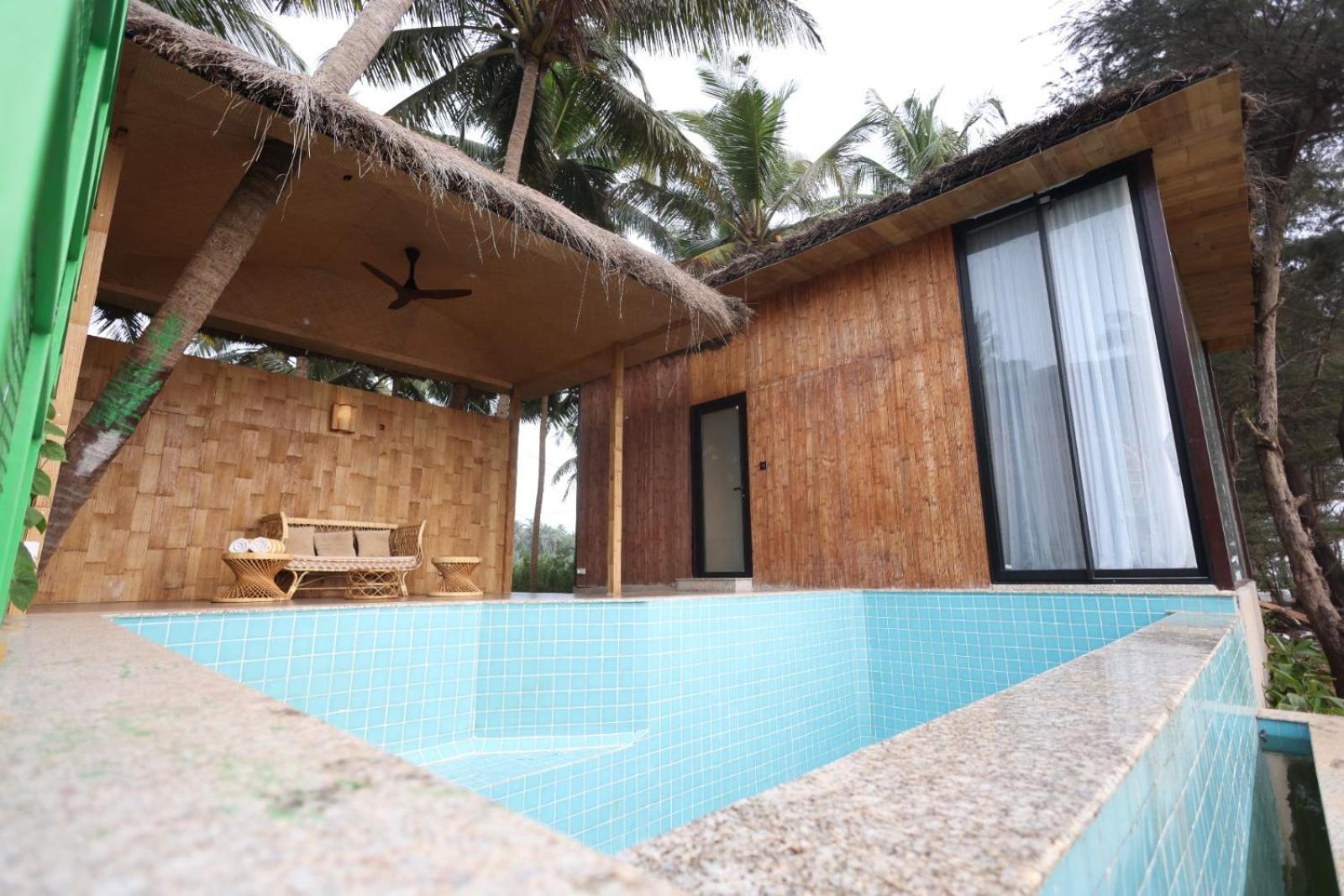 Kurma A Private Beach Kumta Exterior photo